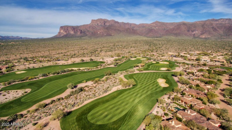 SM GOLF COURSES copy