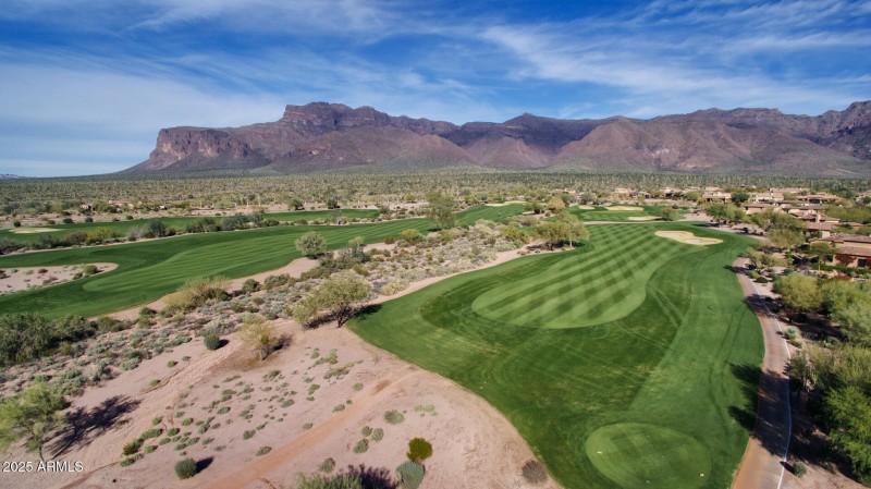 Superstiton Mountain Gold Canyon AZ