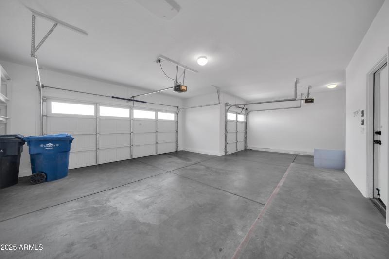 18527 W Caribbean Ln-50