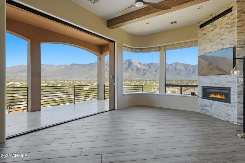 Spacious Living Area