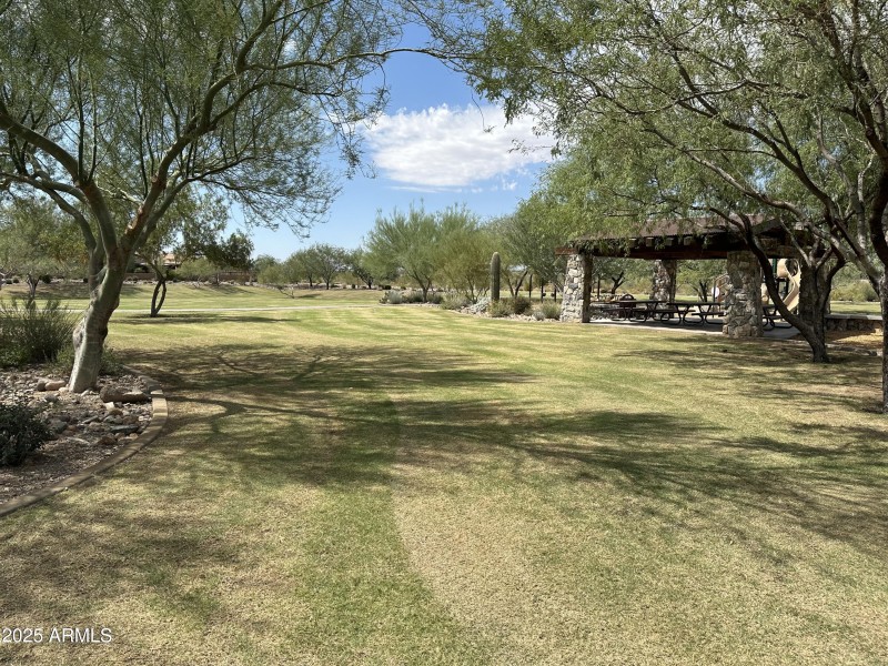 20250927223608405773000000-o