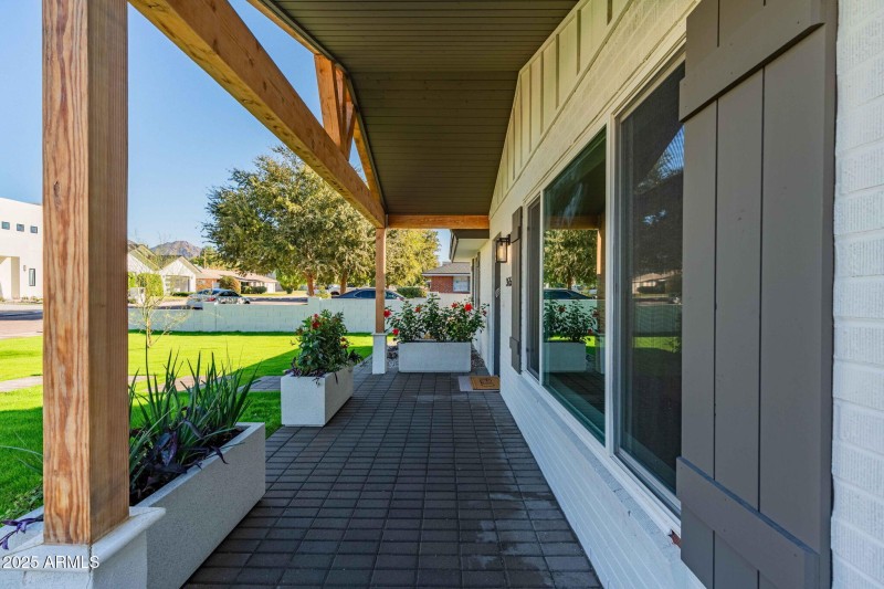 6-web-or-mls-DSC07220-HDR_3615 E Clarend