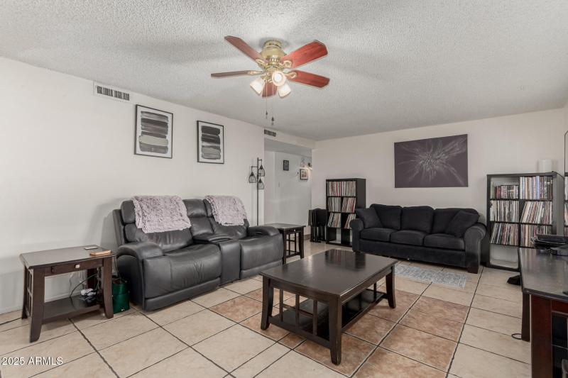 06 - Royal Palm 3836