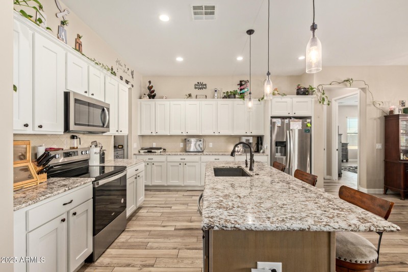 16 - Garnet Mountain