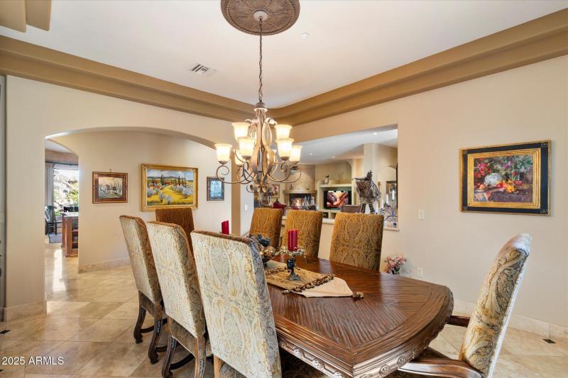 Dining w/ Architectural Detail