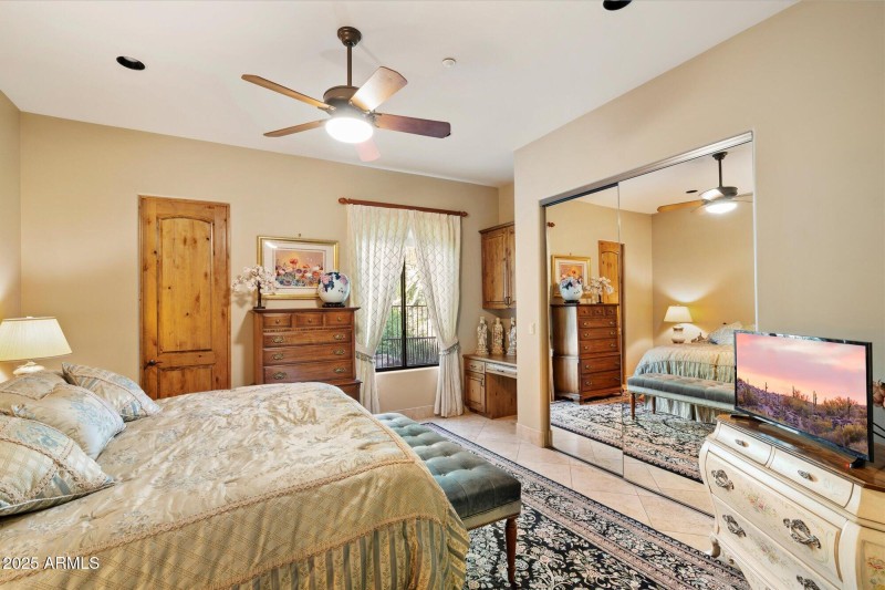 Inviting Guest Suite