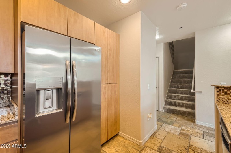 17 W Vernon Ave Unit 615 - Web Quality -