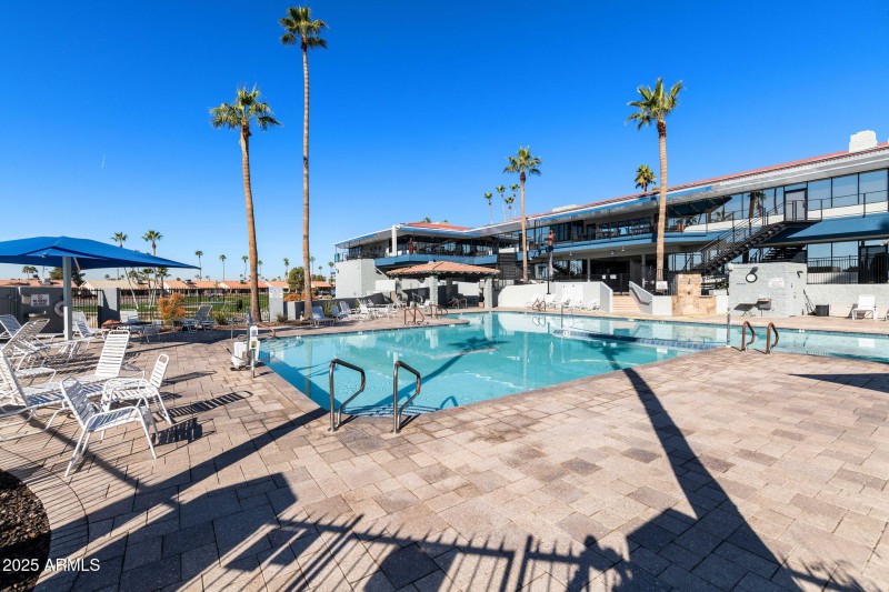 48-web-or-mls-ZPAT_3828