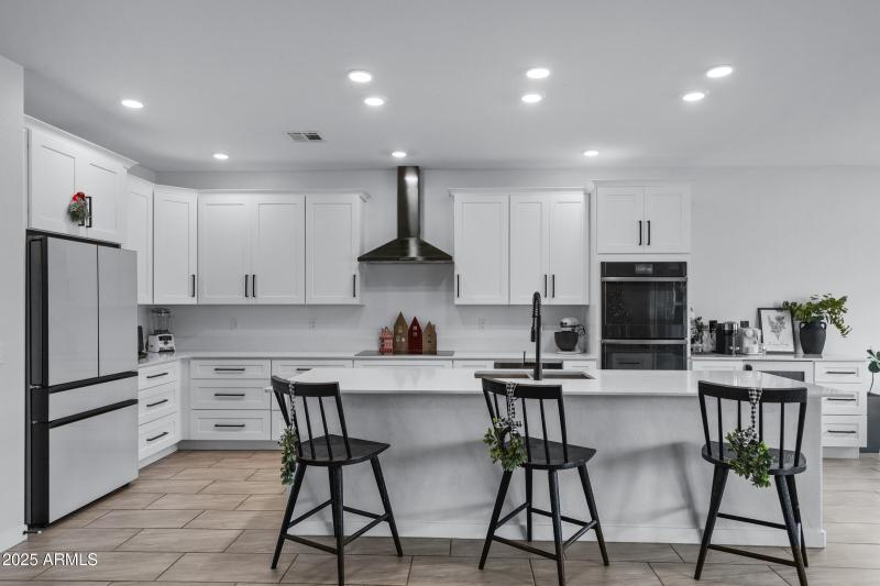 1170 E Meadowridge Dr-16