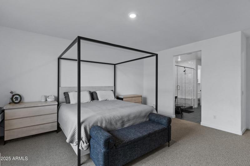 1170 E Meadowridge Dr-20