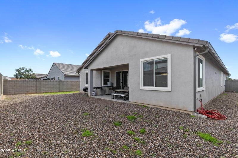 1170 E Meadowridge Dr-30