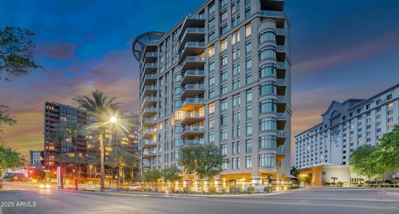 Esplanade Place High-Rise