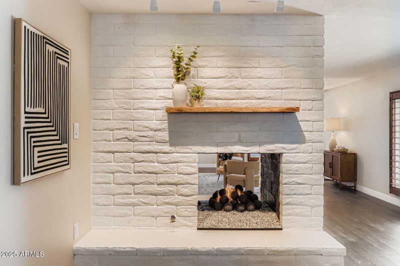 202 N Florence Ave - Web Quality - 033 -