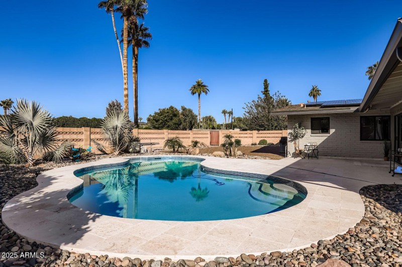 202 N Florence Ave - Web Quality - 035 -