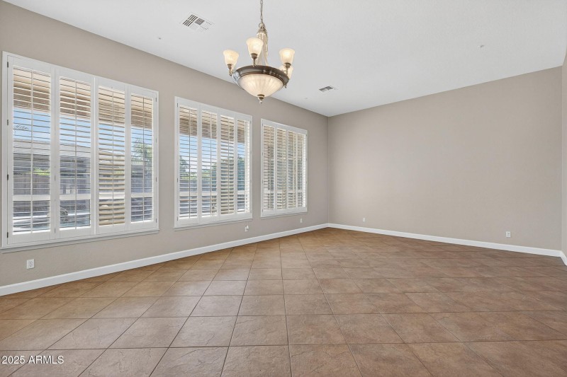 10-web-or-mls-DSC06568