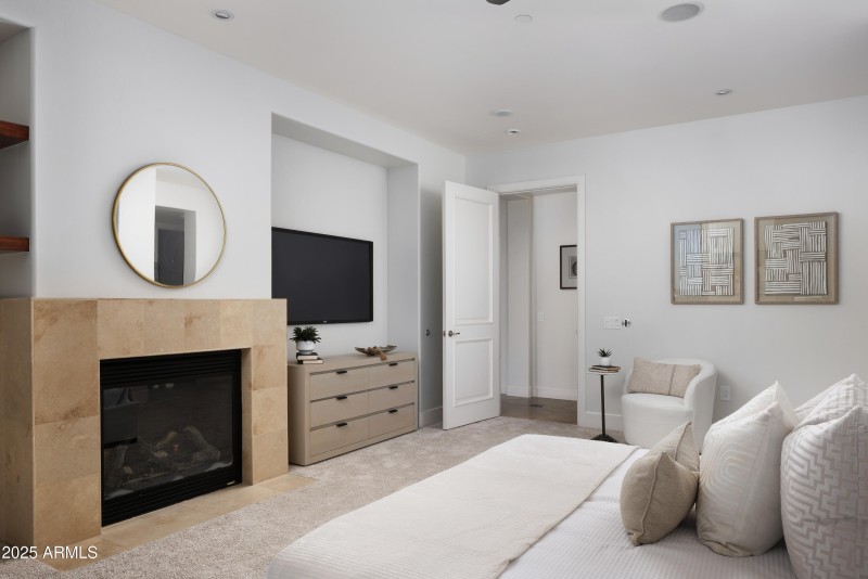 Primary Suite Details