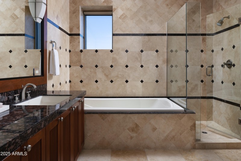 Junior Suite Bath View