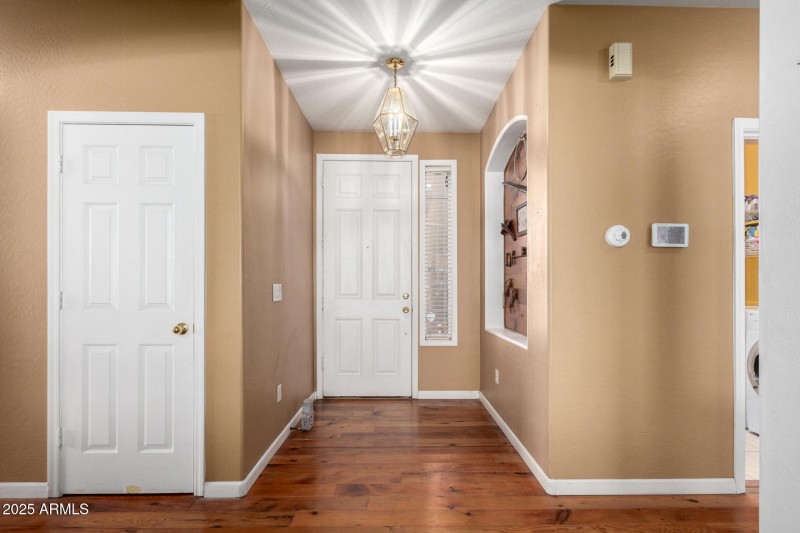 front-door-9628-Lindner