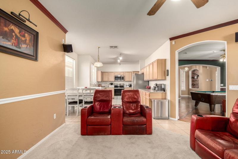 living-room-9628-Lindner-3