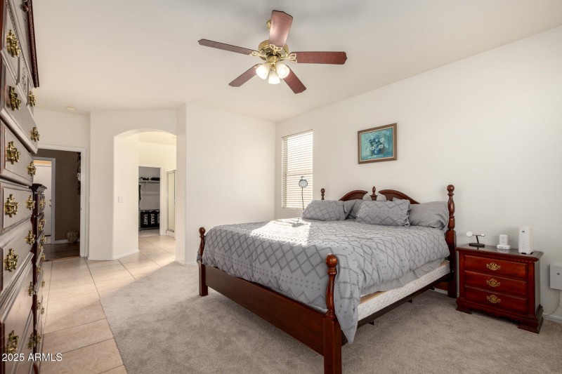 master-bedroom-9628-Lindner-bed-fan