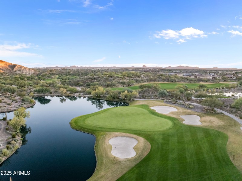 10-web-or-mls-DJI_20251201172446_0158_D