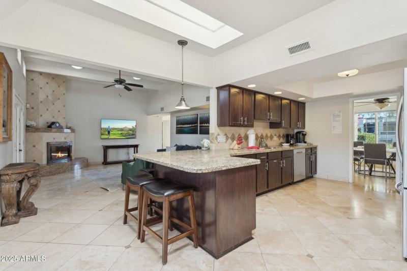 12-web-or-mls-9748-e-becker-ln