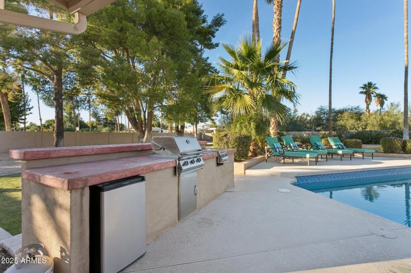 44-web-or-mls-9748-e-becker-ln