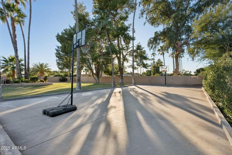 48-web-or-mls-9748-e-becker-ln