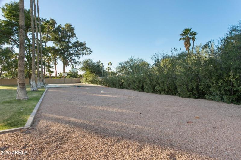 51-web-or-mls-9748-e-becker-ln