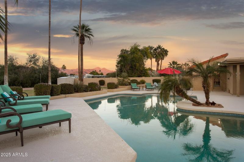 67-web-or-mls-9748-e-becker-ln