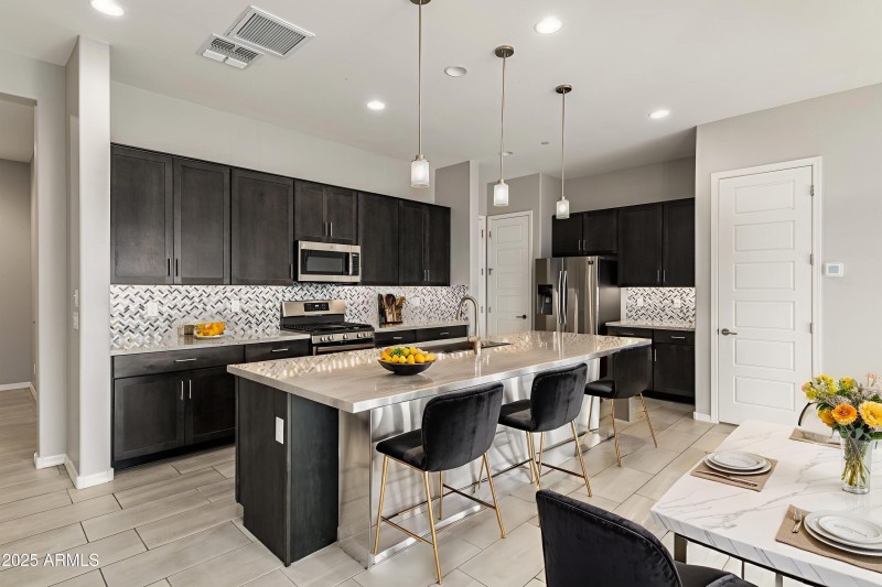 Virtually Stage Kitchen