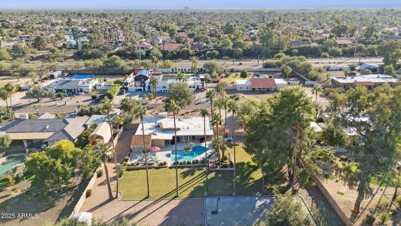 83-web-or-mls-9748-e-becker-ln