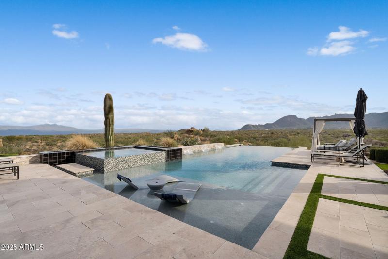 Resort-like backyard!