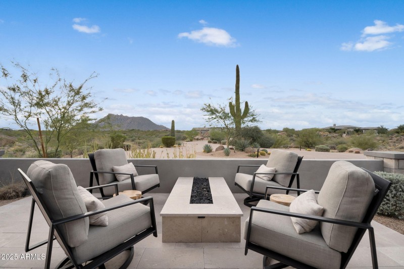 Front fire pit seating area