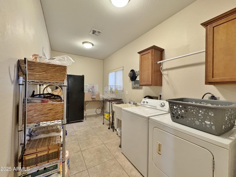 Large indoor utility room