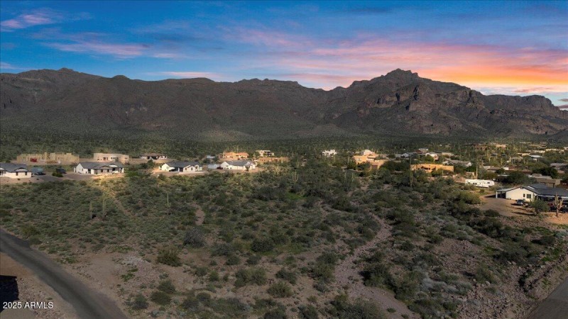 02-DJI_20251201140705_0656_D