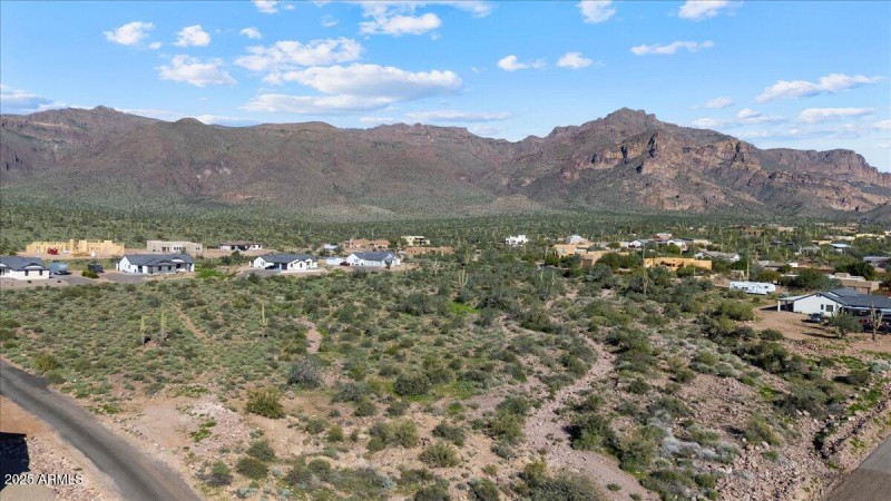 14-DJI_20251201140705_0656_D