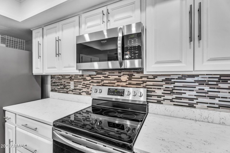 19-web-or-mls-Emberwood-19