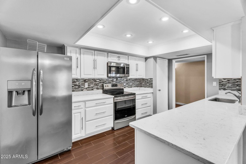 15-web-or-mls-Emberwood-15