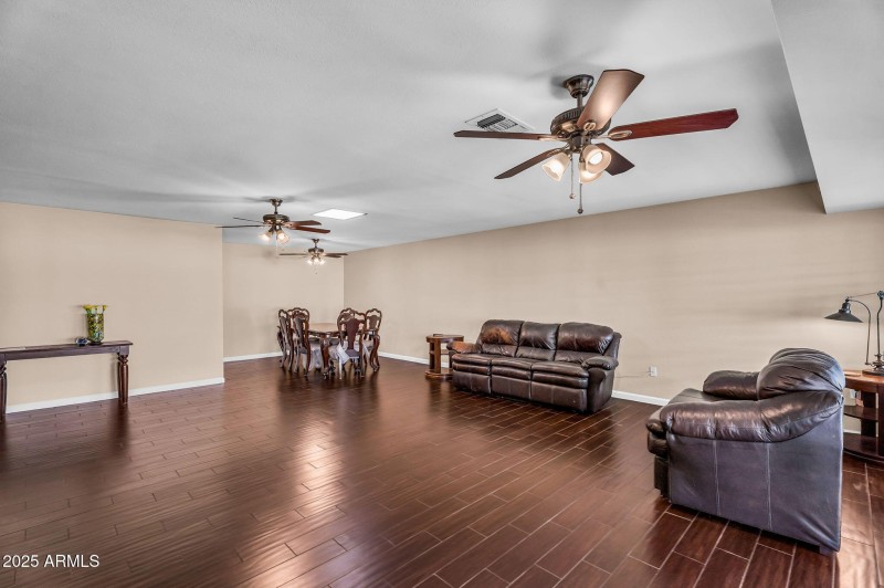 10-web-or-mls-Emberwood-10