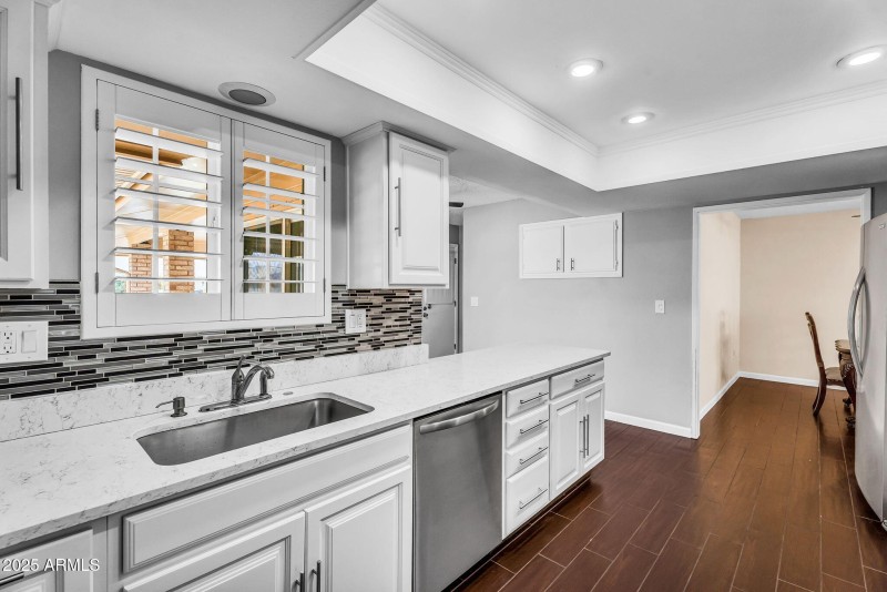 18-web-or-mls-Emberwood-18