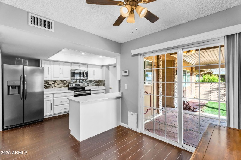 14-web-or-mls-Emberwood-14