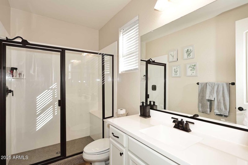 Guest Suite-Bathroom