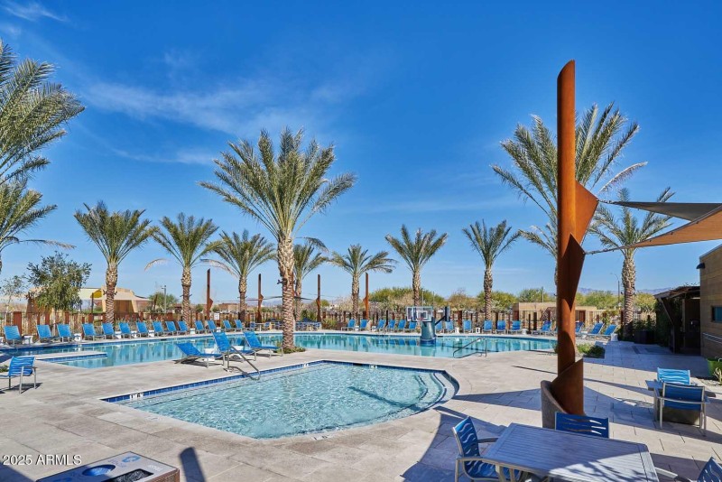 EastMark-Community Pool