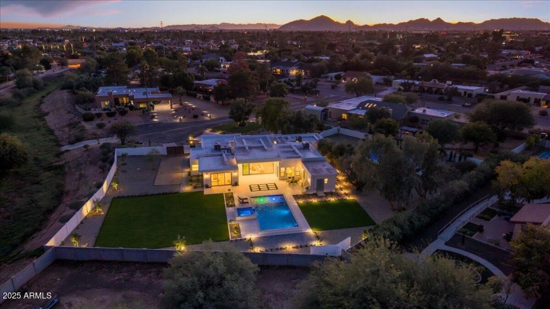 019-DJI_20251128174409_0067_D_v2