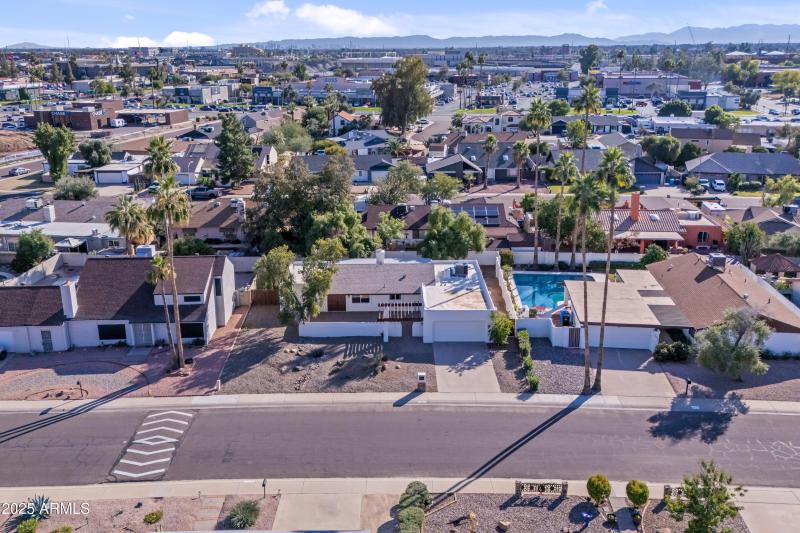 39_3023 w sahuaro dr-39