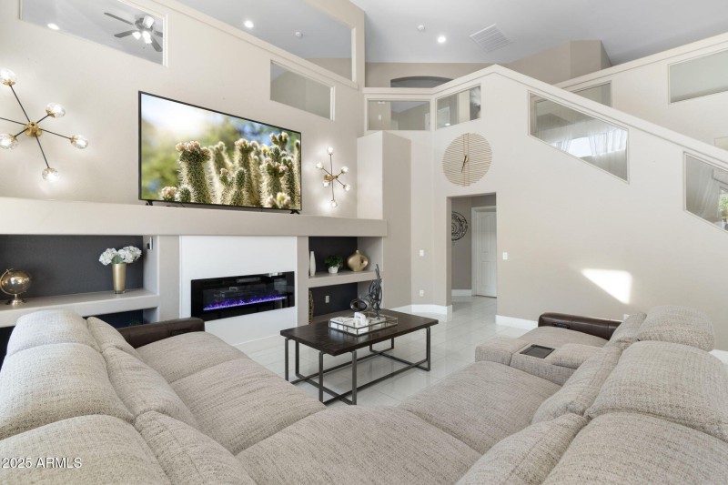 15-web-or-mls-DSC08557