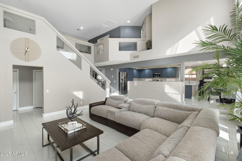 17-web-or-mls-DSC08563 copy