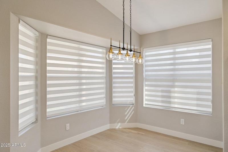 10-web-or-mls-4426-e-thistle-landing-dr