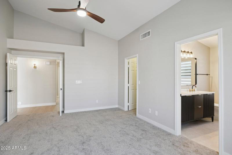 16-web-or-mls-4426-e-thistle-landing-dr